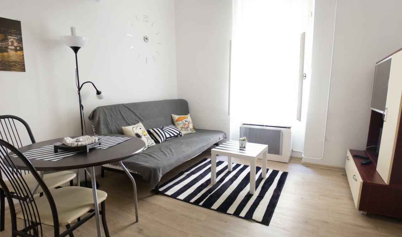 Minion & Snoopy Apartman Budapest Exterior foto